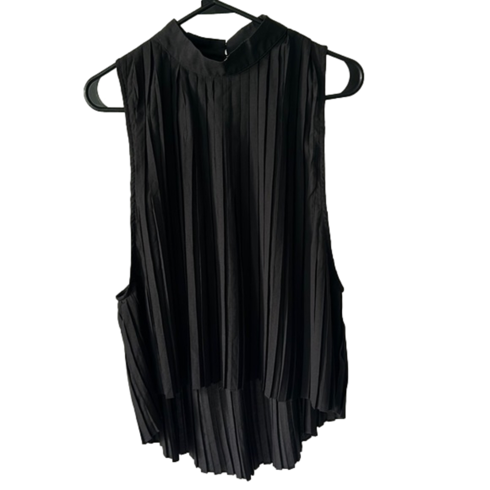 Nasty Gal Mock Neck Pleated Sleeveless Blouse Size M